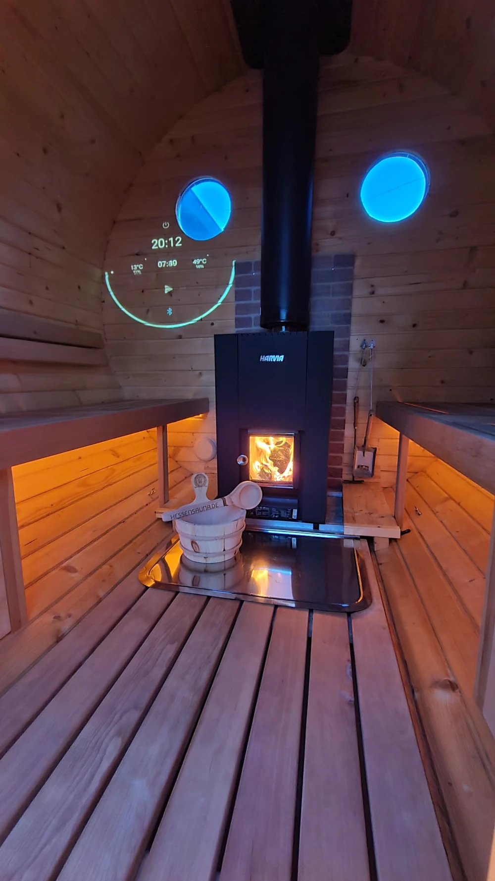Sauna Innenraum mit Beleuchtung Sauna Innenraum mit Beleuchtung